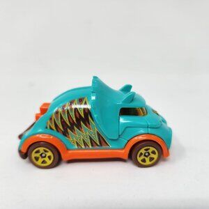 Hot Wheels Dino Riders Tricera-Truck Toy Car 2018 Blue and Orange